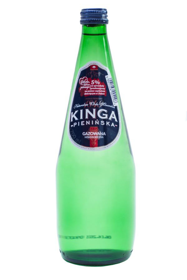 Kinga-Pieninska-700-gazowana-szklana-butelka